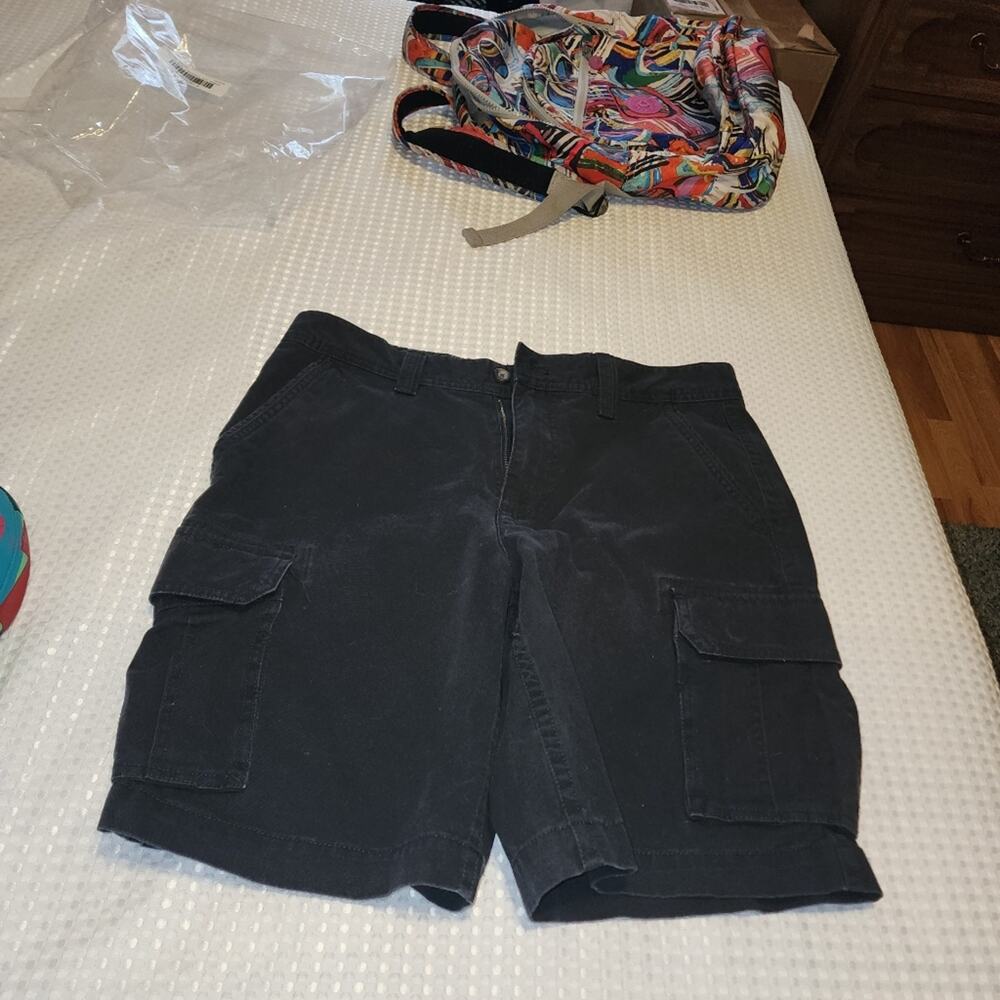 AMAZON ESSENTIALS EUC SIZE 34 MENS CARGO SHORTS